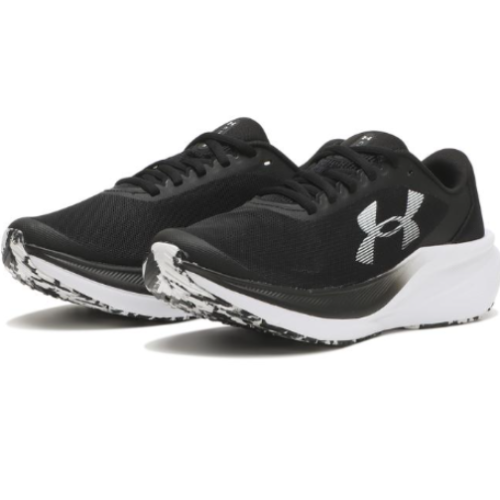 ⭐UNDER ARMOUR　ランニングシューズ⭐