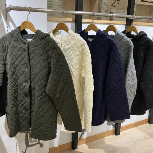 軽くて暖かキルティングアウター