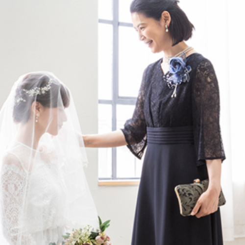 結婚式　マザードレス　母親