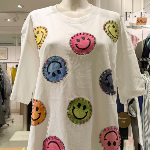 😊着るだけでハッピー！スマイルTシャツ😊