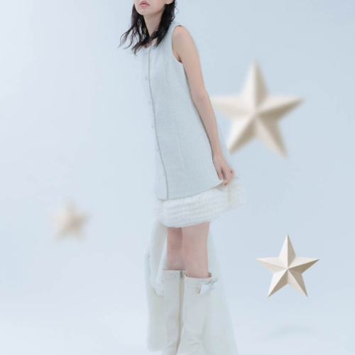 “HOLIDAY COLLECTION’’